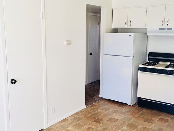 5th image of 853 E Colony S Unit 27