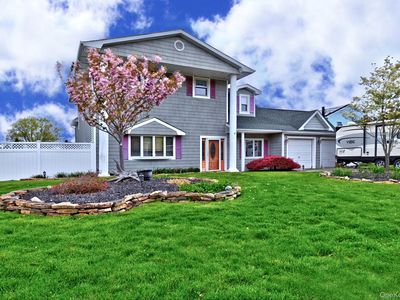 395 8th Street, Bohemia, NY, 11716