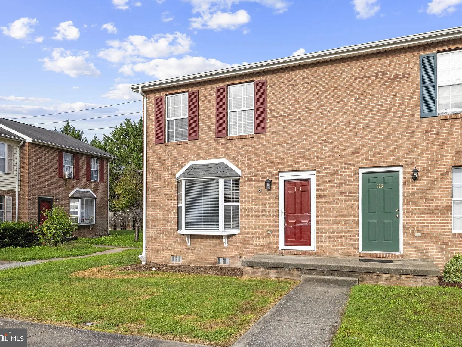 3 bed, 1.5 bath, 1200 sqft, $1,500 — Photo 4