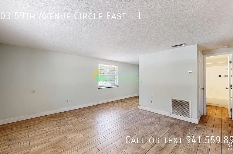 1103 59th Avenue Cir E #1 — Photo 1