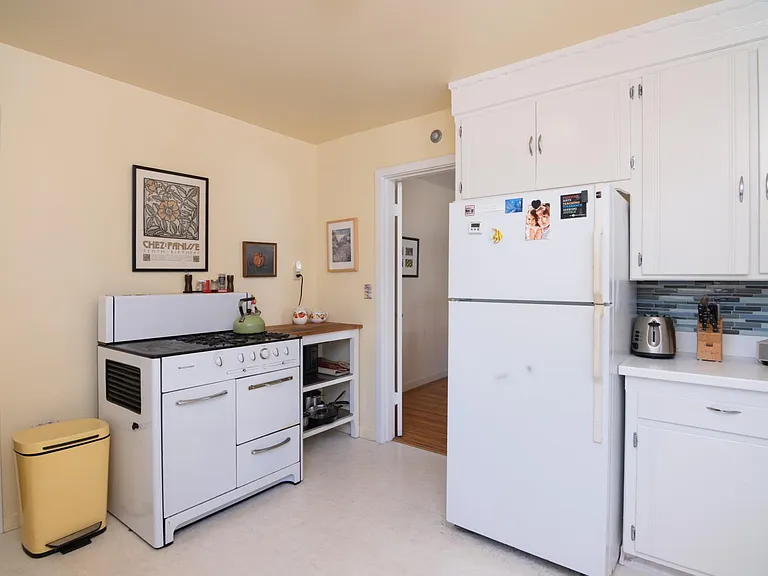 4182 Emerald St — Photo 11
