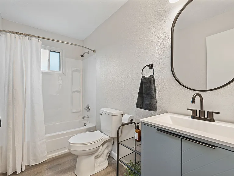 4310 Loomis Ave #4 — Photo 26