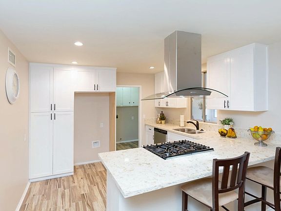 5th image of 7924 Maynard Ave
