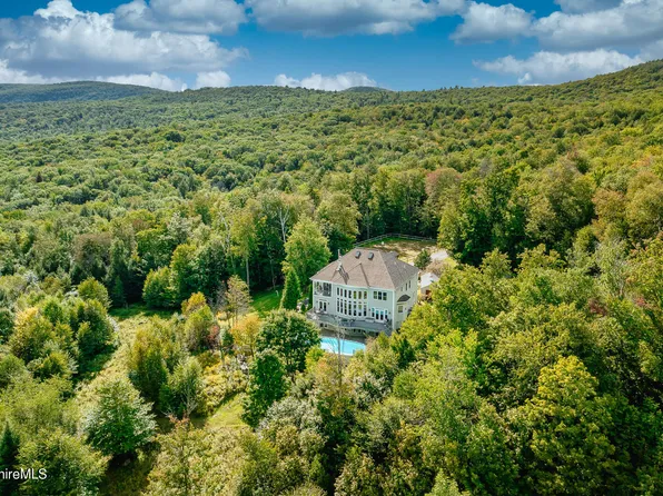 342 Lesure Rd, Stamford, VT 05352