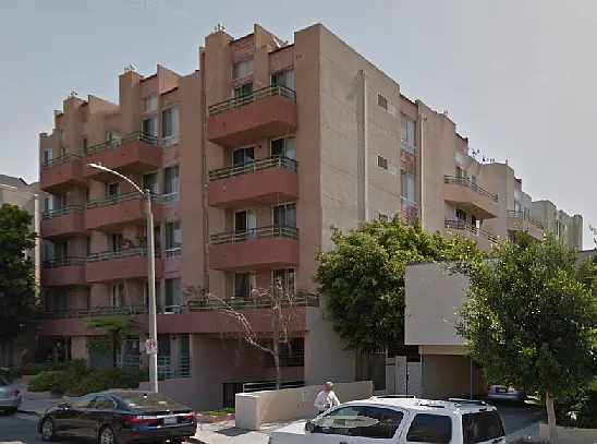1220 N Las Palmas Ave — Photo 1