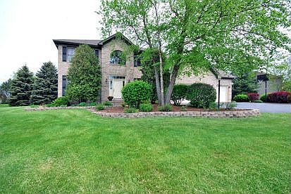1st image of 40W654 Willowbrook Dr
