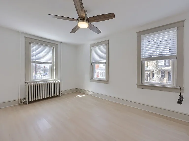 40 W James St #2 — Photo 6