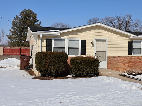2nd image of 460 Greensburg St