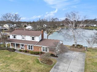 52339 Belle Vernon Dr, Shelby Township, MI 48316