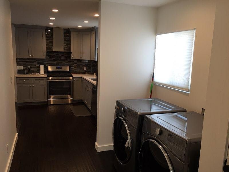 1st image of 4818 W 98th St