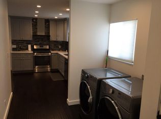 4818 W 98th St, Inglewood, CA 90301