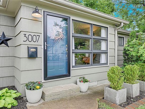 2nd image of 3007 W 49th Ter