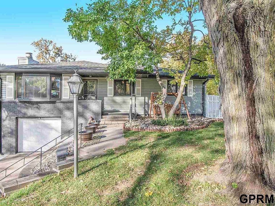 8018 Evans St, Omaha, NE 68134 Zillow