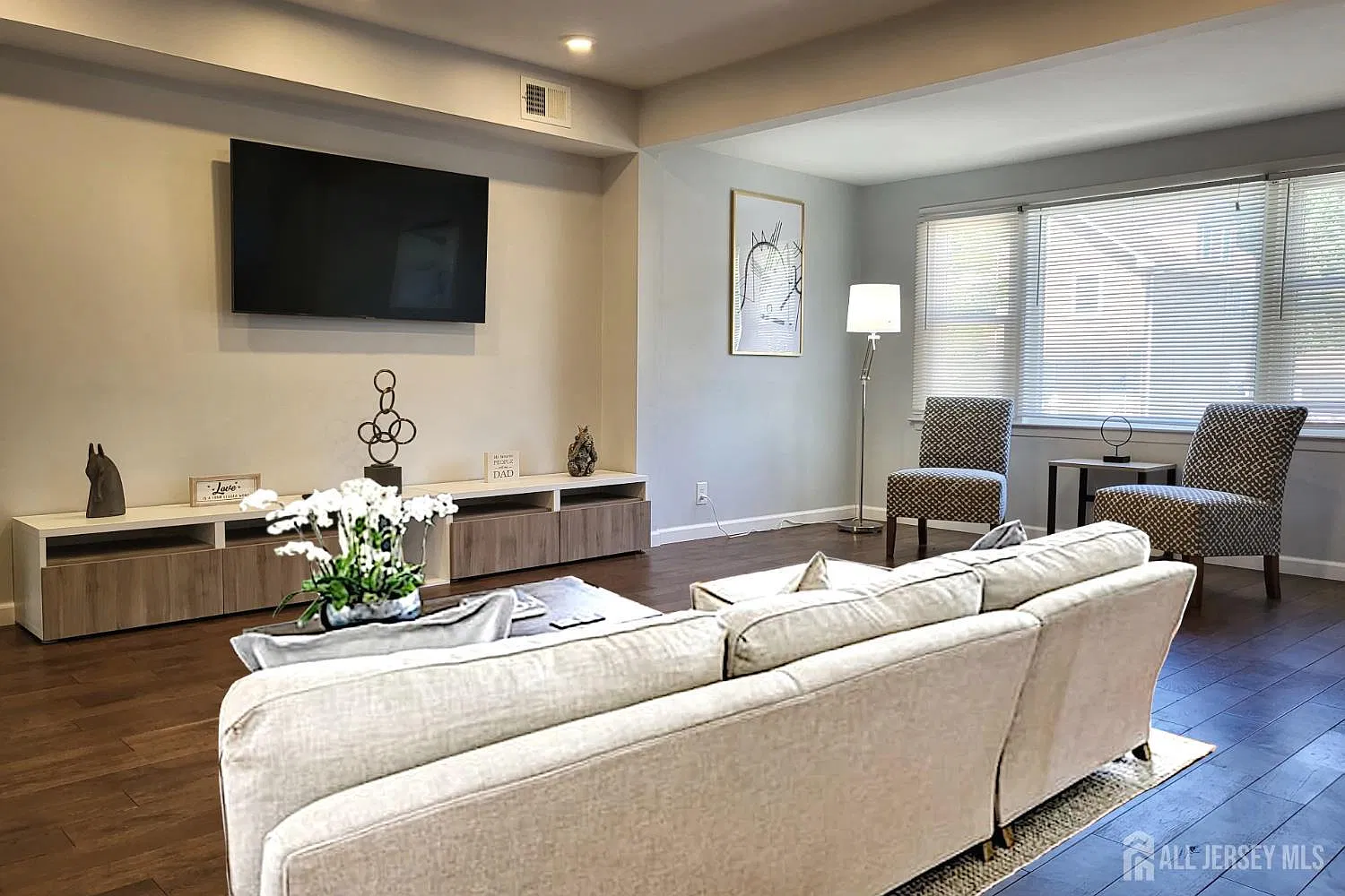 2 bed, 2.0 bath, $3,425 — Photo 3