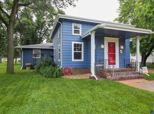 631 E 2nd St, Bridgewater, SD 57319