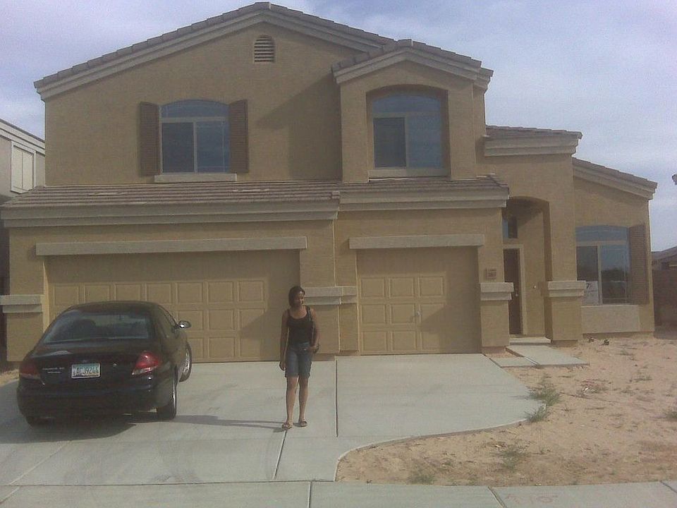 1st image of 36957 W Giallo Ln