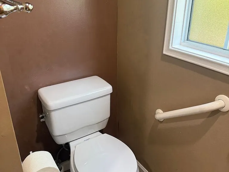15413 Talbot Dr — Photo 22