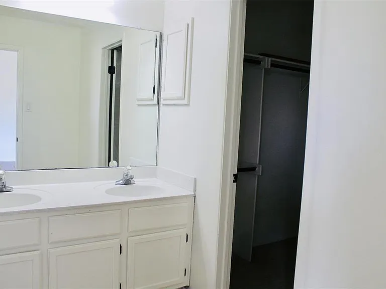 105 N Summit Ridge Dr — Photo 14