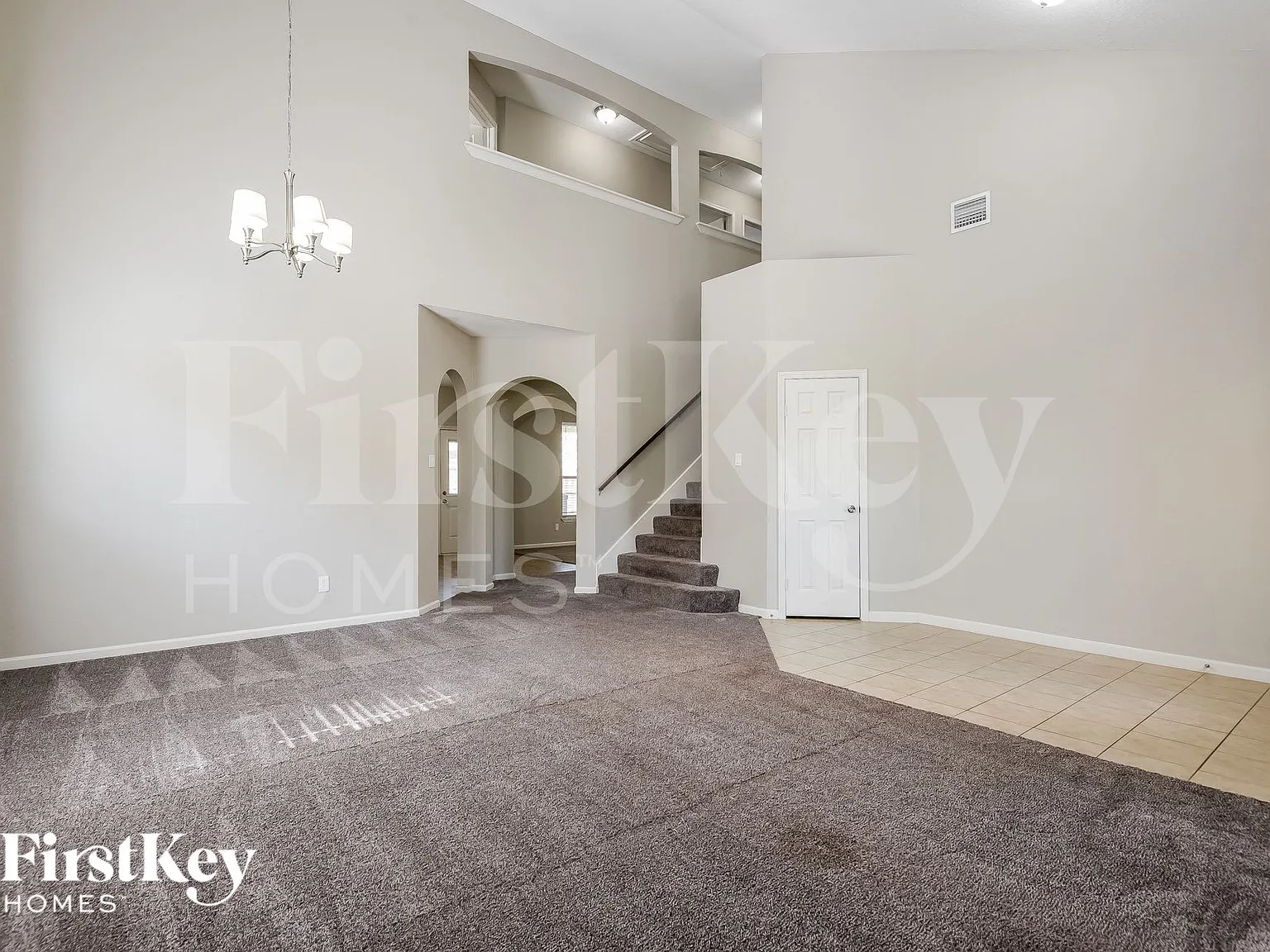 3 bed, 2.5 bath, 2077 sqft, $2,270 — Photo 4