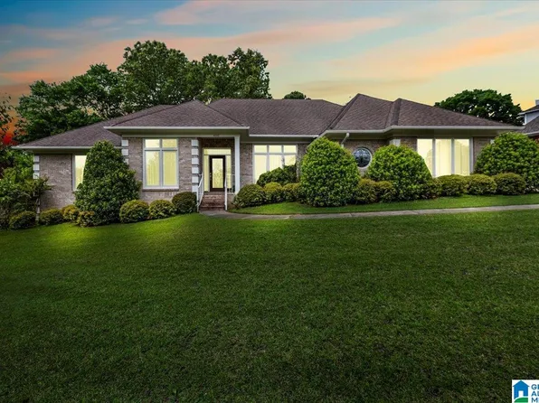 4310 Foxglove Trl, Gardendale, AL 35071