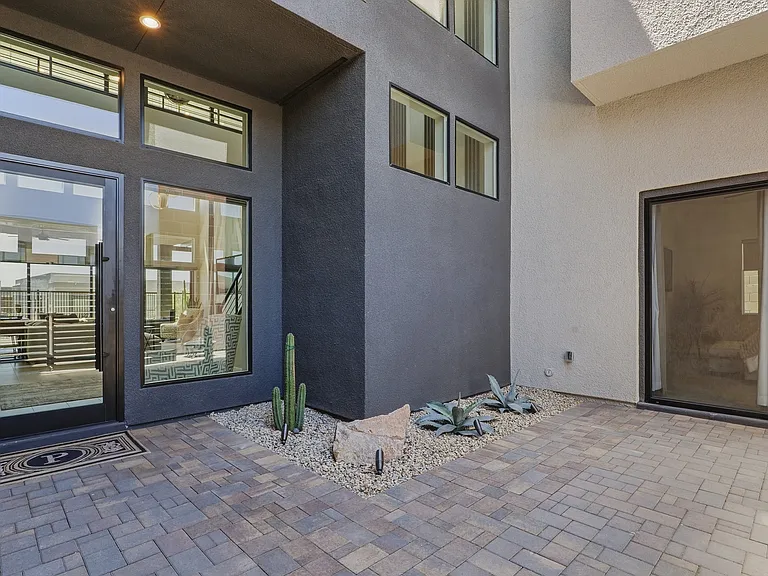 #GuardianRealty 10941 Earth Hues Summerlin Luxury Home Rental front court yard_06232026