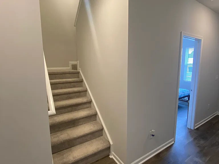 Talladega Dr — Photo 19
