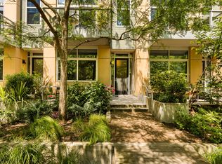 0819 SW Pennoyer St, Portland, OR 97239