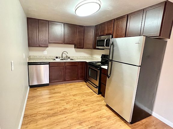 2nd image of 1320 Ammons St #764f7604a