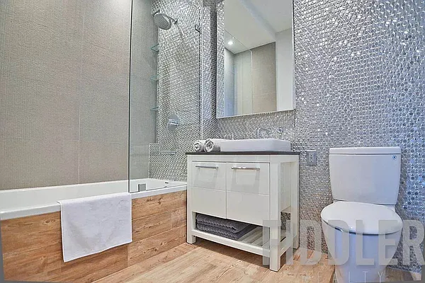 Rented by The KCI Group | media 174