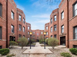 901 W Cornelia Ave APT 1N, Chicago, IL