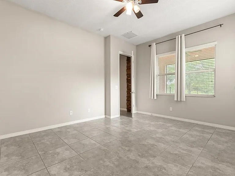 1046 Grand Hilltop Dr — Photo 19