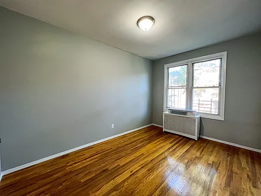Rented by Realty 2000 Corp | media 19