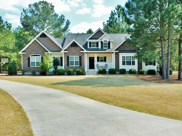 265 Ashleigh Boulevard, Aberdeen, NC 28315