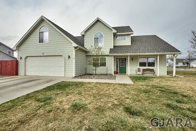 1st image of 657 Starlight Dr