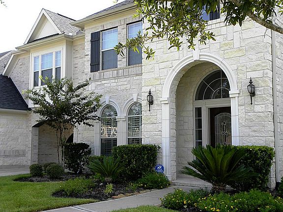 Beautiful Upgraded Stone Elevation