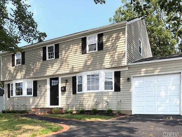 1st image of 5 Birchbrook Dr