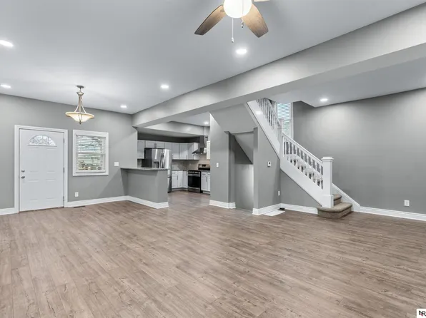 2211 Maple St, Omaha, NE 68110
