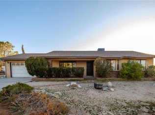 3807 Hollister Rd, Phelan, CA 92371