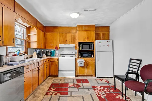 408 Harding Ave #416 Photo 1