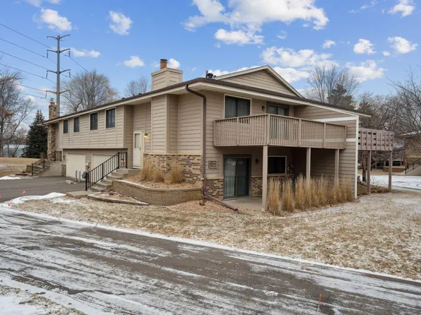 11152 Xavier Ct, Bloomington, MN 55437