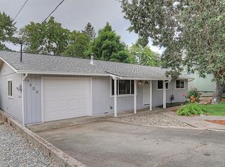1609 SW Jordan St, Grants Pass, OR 97526