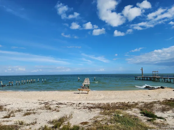 1399 N Ocean Dr LOT 2, Port LaVaca, TX 77979