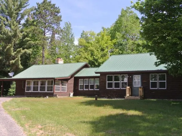 1700 Rangeline Rd, Eagle River, WI 54521