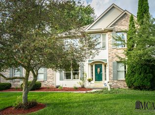 2740 Sanibel Ln, Lambertville, MI 48144