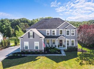 5748 Buckeye Pkwy, Grove City, OH 43123