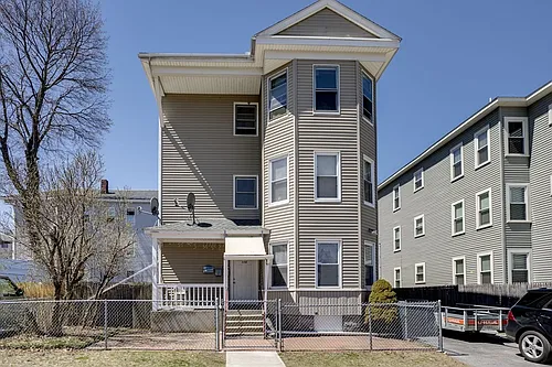 114 Beaverbrook Pkwy #2 Photo 1