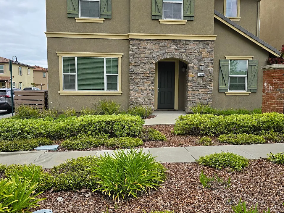 1101 Veranda Ct