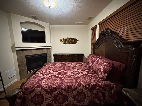 Room available for rent