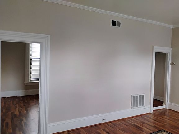 3rd image of 903 Ridge Rd #2