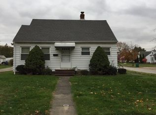 5479 South Blvd, Maple Heights, OH